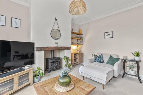 3 bedroom terraced house for sale, Cavendish Road, Guiseley LS20