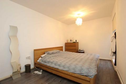 1 bedroom flat to rent, Elia Street, London N1