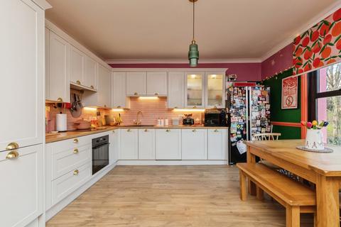 2 bedroom maisonette for sale, Ashton Road, Bristol, Somerset, BS3