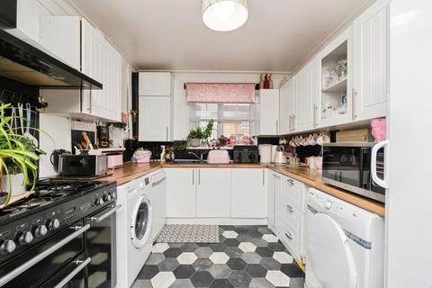 3 bedroom semi-detached house for sale, Wellgarth Walk, Bristol, Somerset, BS4