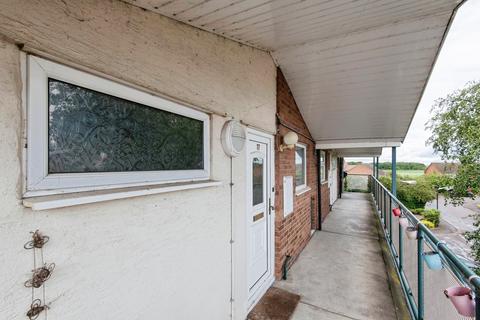 2 bedroom flat for sale, Bilberry Road, Clifton, Shefford, Bedfordshire, SG17