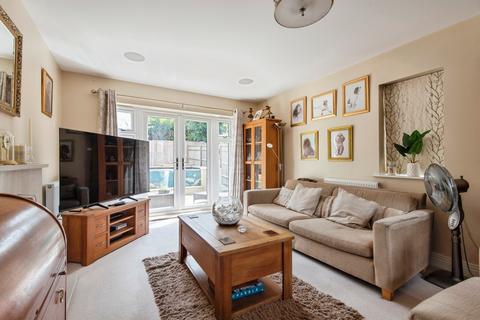 4 bedroom semi-detached house for sale, Middlefield Lane, Henlow, Bedfordshire, SG16