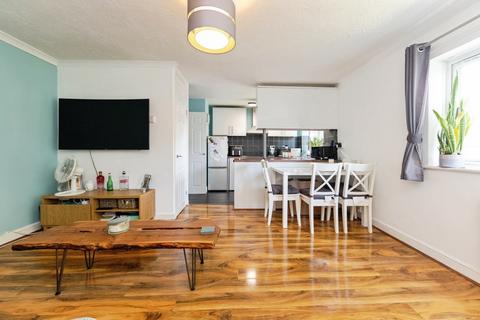 1 bedroom maisonette for sale, Shepherds Mead, Hitchin, Hertfordshire, SG5