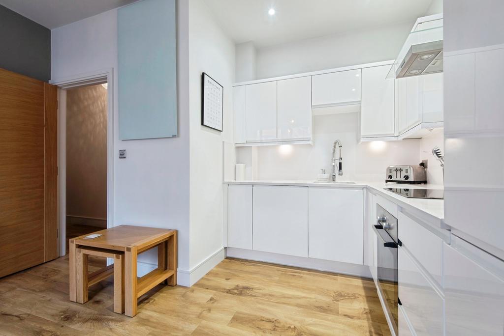 Kitchen/Lounge