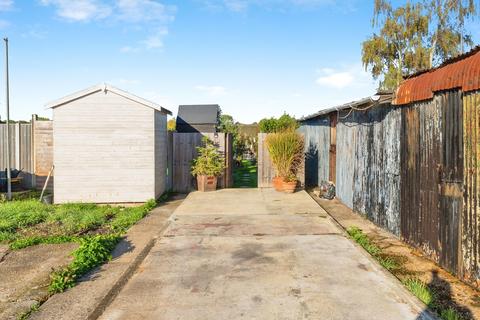 2 bedroom end of terrace house for sale, High Street, Arlesey, Bedfordshire, SG15