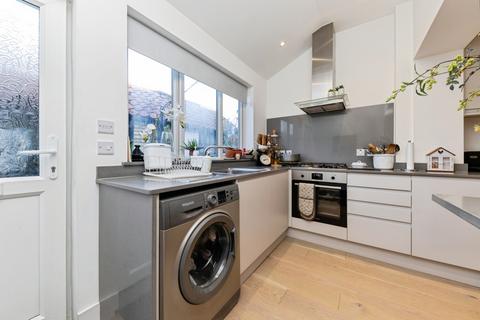 2 bedroom end of terrace house for sale, High Street, Arlesey, Bedfordshire, SG15