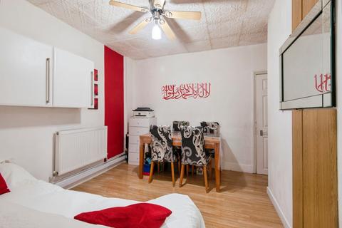 3 bedroom terraced house for sale, Nightingale Road, Hitchin, Hertfordshire, SG5