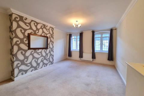 2 bedroom flat for sale, Huntingdon Wing, Kingsley Avenue, Fairfield Hall, Stotfold, SG5