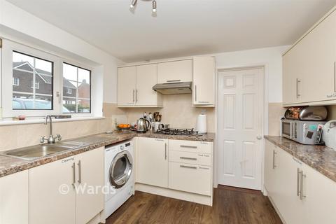 4 bedroom semi-detached house for sale, Prinys Drive, Gillingham ME8