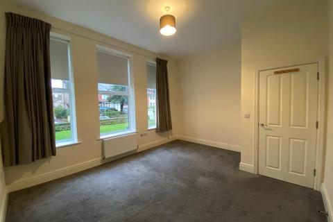 2 bedroom flat to rent, Wood Road, Whalley Range