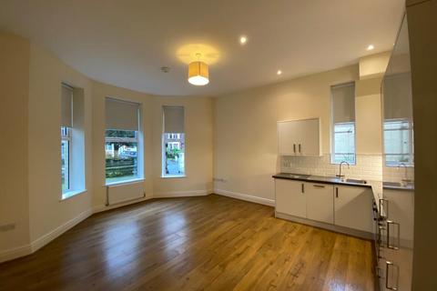 2 bedroom flat to rent, Wood Road, Whalley Range