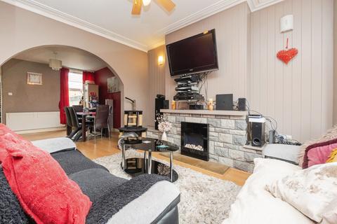 3 bedroom end of terrace house for sale, Grove Park Road, Brislington, Bristol, BS4