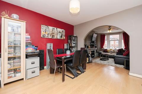 3 bedroom end of terrace house for sale, Grove Park Road, Brislington, Bristol, BS4