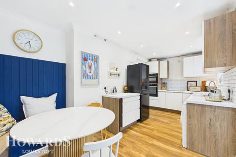 undefined, Hillcrest Gardens, Lowestoft