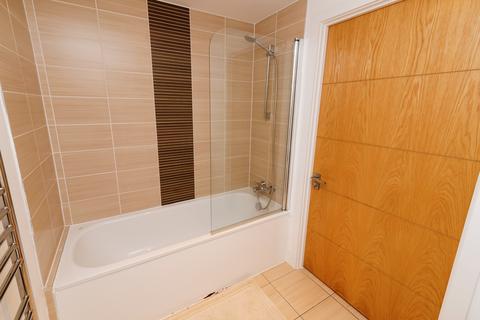 undefined, Empire Way, Caerdydd, Empire Way, Cardiff, CF11