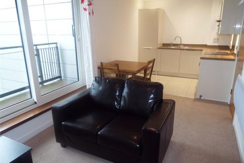 1 bedroom flat for sale, Davaar House, Ferry Court, Cradiff, CF11