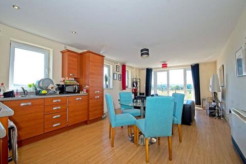 2 bedroom flat for sale, Ocean Buildings, Bute Terrace, Cardiff Bay, CF10