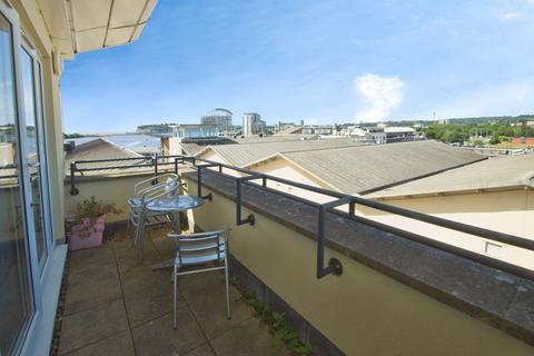 2 bedroom flat for sale, Ocean Buildings, Bute Terrace, Cardiff Bay, CF10