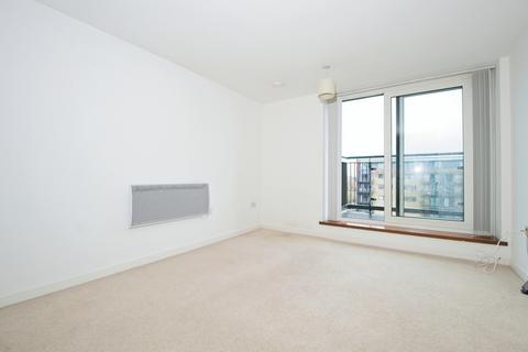 1 bedroom flat for sale, Douglas House, Ferry Court, Cardiff, CF11