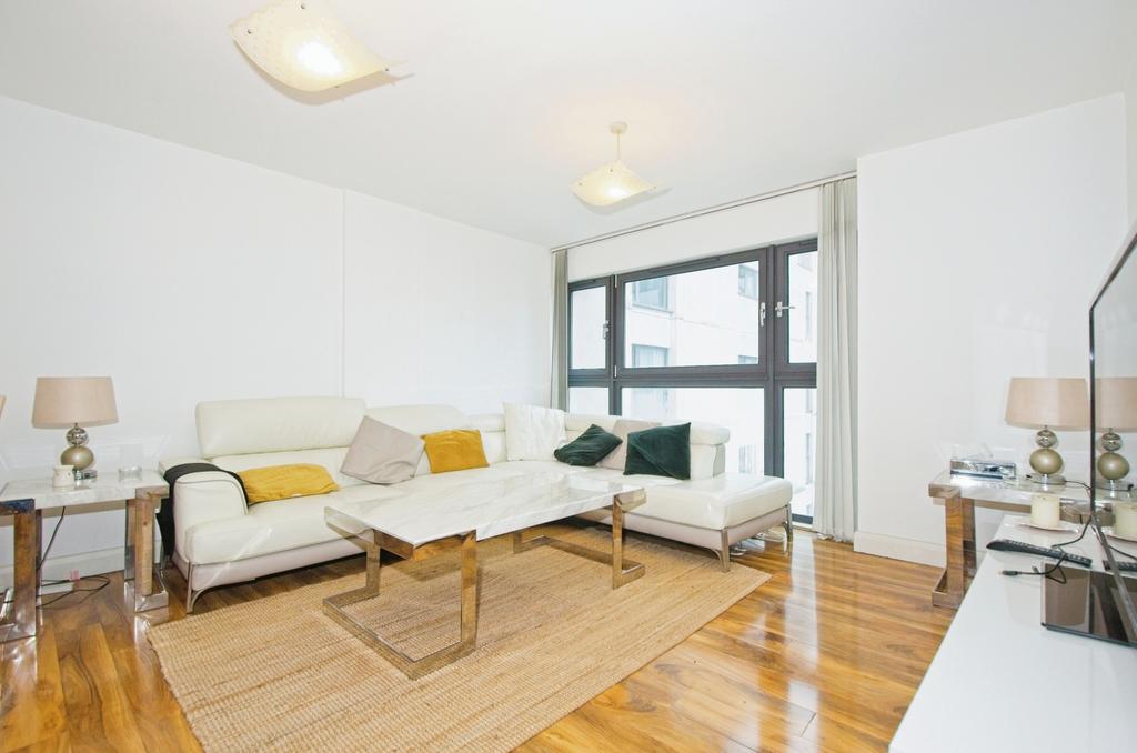 Living/Dining Area