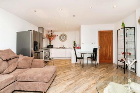 2 bedroom flat for sale, Ocean Buildings, Bute Crescent, Cardiff, CF10