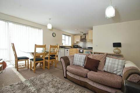 2 bedroom flat for sale, Overstone Court, Cardiff, CF10