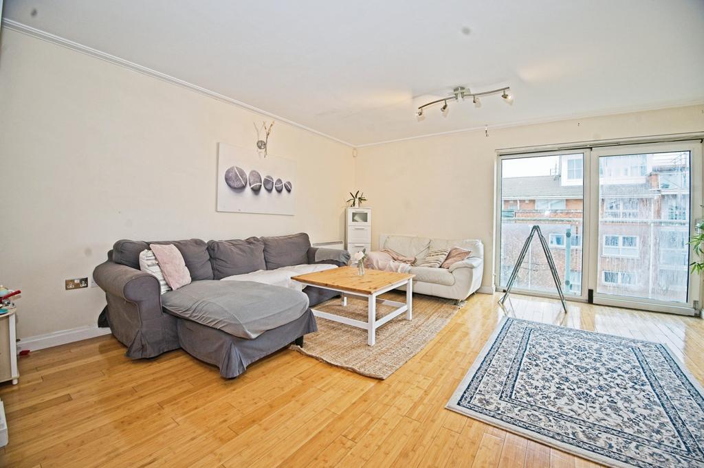 Living/Dining Area