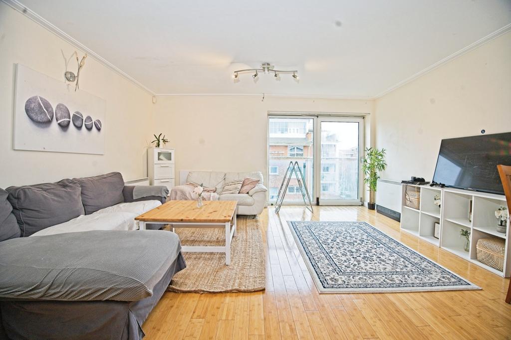 Living/Dining Area