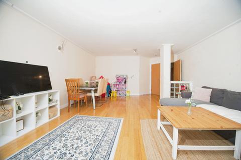 undefined, Lynton Court, CARDIFF, South Glamorgan, CF10