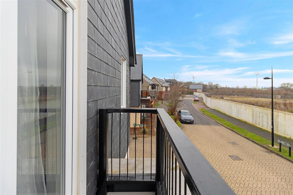 Master Bedroom Balcony