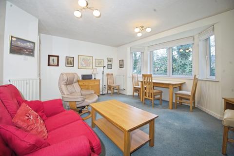 2 bedroom flat for sale, Halliard Court, Barquentine Place, Cardiff, CF10