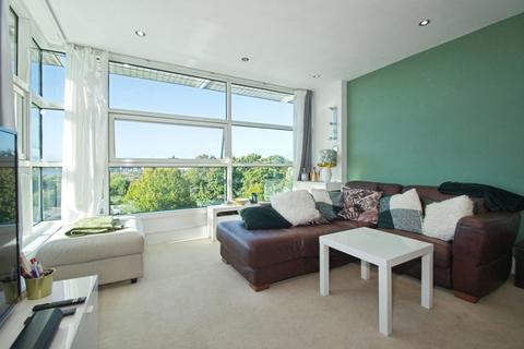 2 bedroom flat for sale, Havannah Street, Cardiff, CF10