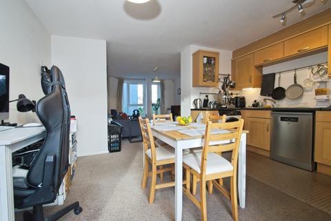 2 bedroom flat for sale, Jim Driscoll Way, Cardiff, Caerdydd, CF11