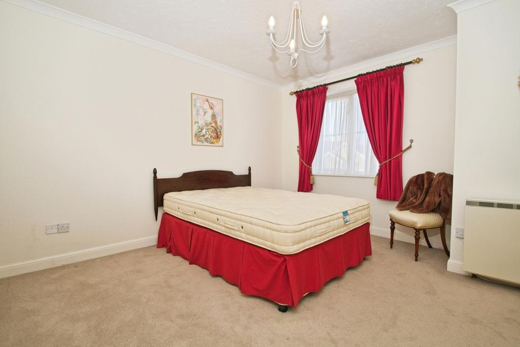 Main Bedroom