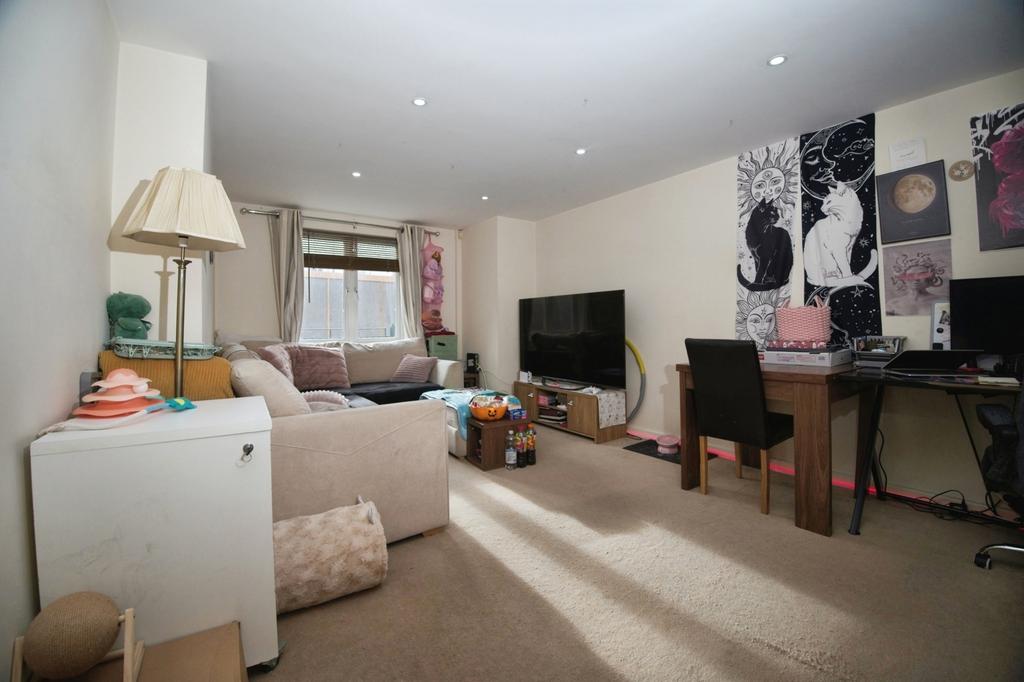 Living/Dining Area