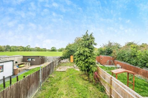3 bedroom terraced house for sale, Mickle Way, Forest Hill, Oxfordshire, OX33