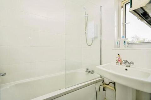 undefined, Warren Crescent, Headington, Oxford, Oxfordshire, OX3