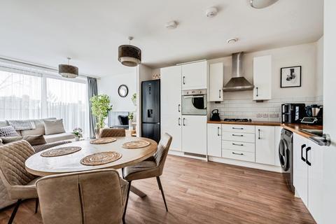 2 bedroom flat for sale, Barns Road, Oxford, Oxfordshire, OX4