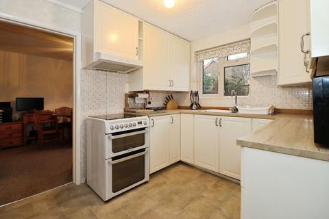 3 bedroom end of terrace house for sale, Wakeford Road, Downend, Bristol, BS16
