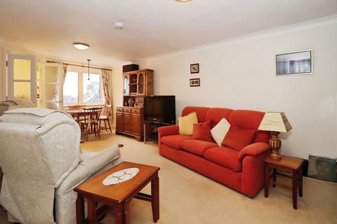2 bedroom flat for sale, Albert Road, Staple Hill, Bristol, BS16