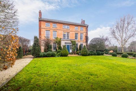 6 bedroom detached house for sale, Church Lane, Grantham NG32