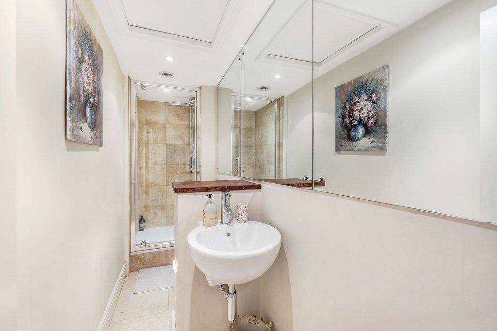 Shower Room (2nd)