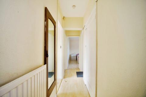 2 bedroom flat for sale, Clarence Road, Wood Green, London, N22