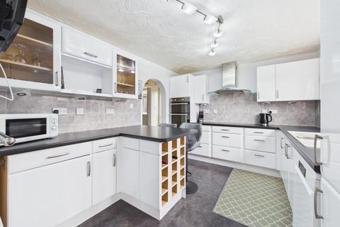 4 bedroom detached house for sale, Brook Lane, Towcester, NN12