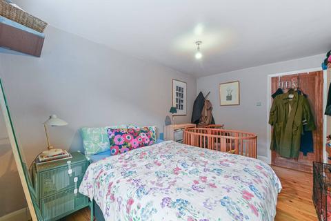 2 bedroom flat for sale, Asylum Road, Peckham, London, SE15