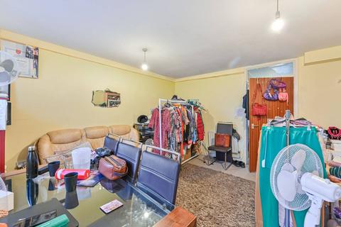 2 bedroom terraced house for sale, Chandler Way, Peckham, London, SE15