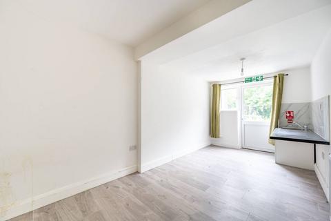 undefined, Windsor Crescent, Wembley, HA9