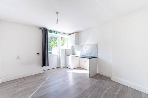 undefined, Windsor Crescent, Wembley, HA9