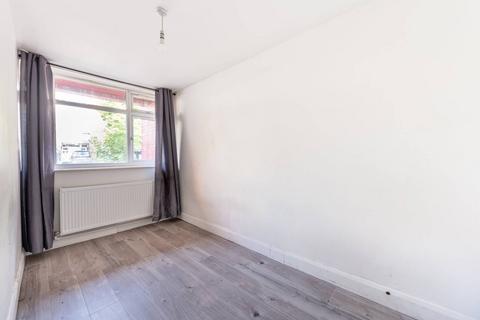 undefined, Windsor Crescent, Wembley, HA9