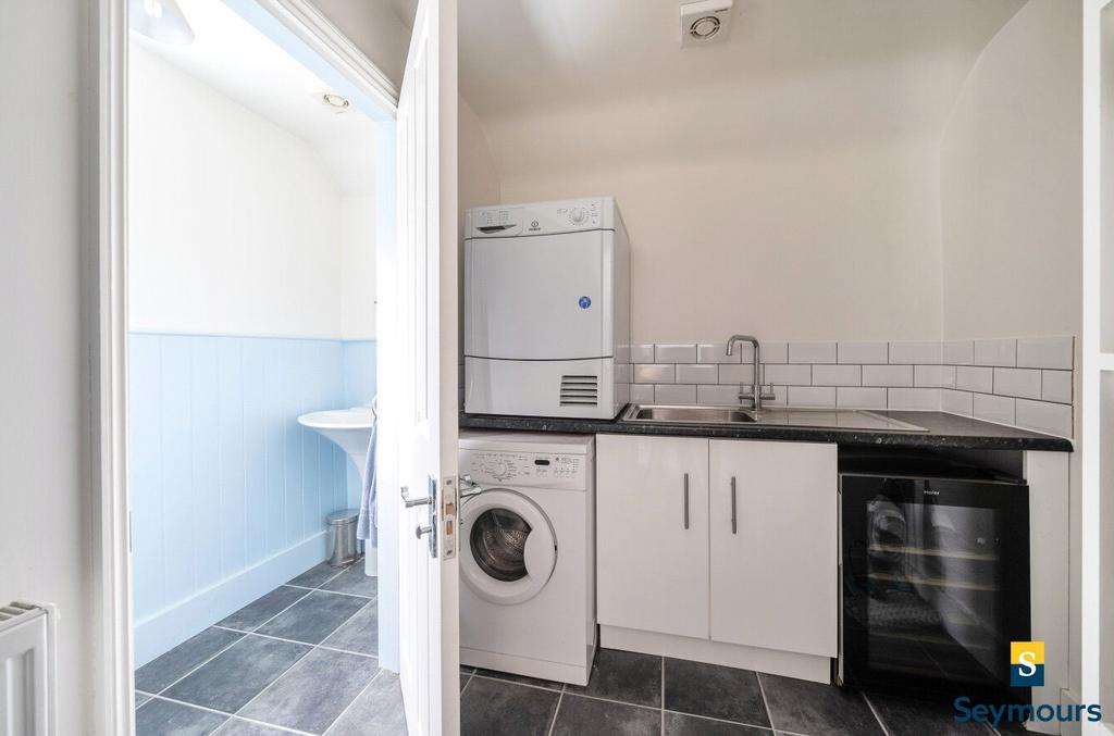 Utility/Cloakroom